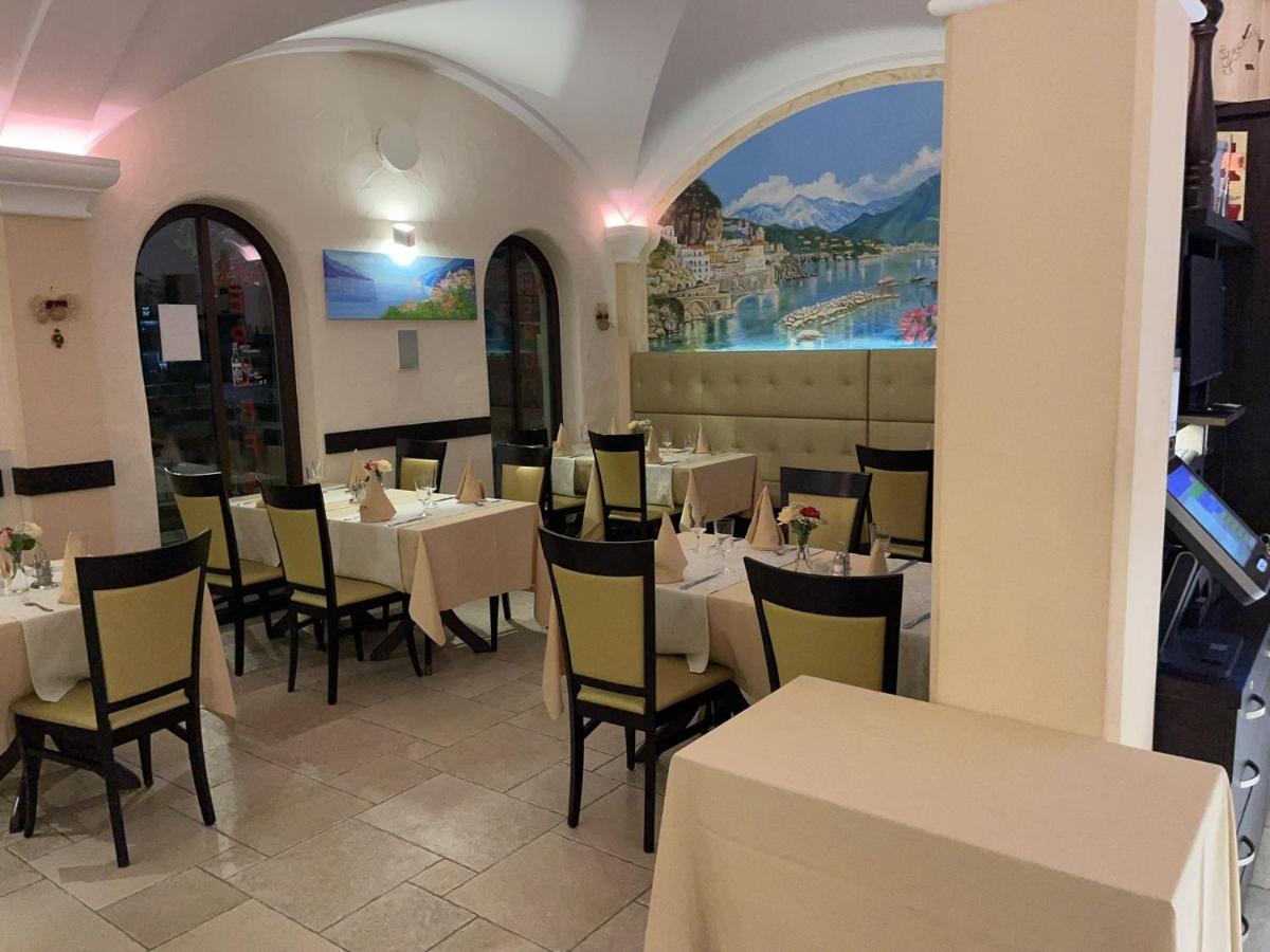 Amalfi Buttenwiesen Εξωτερικό φωτογραφία